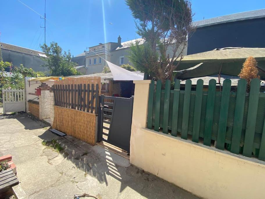Yport, Maison De Pecheur Avec Jolie Terrasse. Luaran gambar