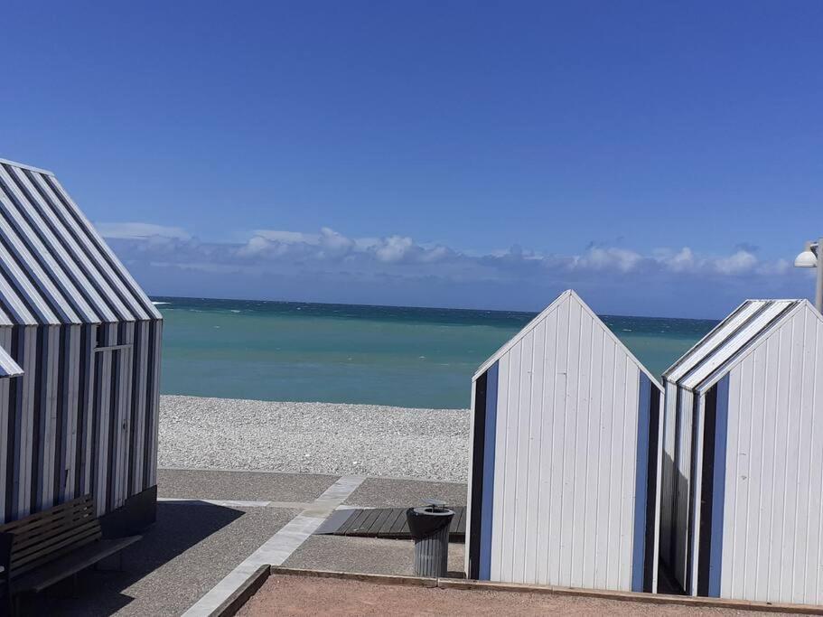 Yport, Maison De Pecheur Avec Jolie Terrasse. Luaran gambar